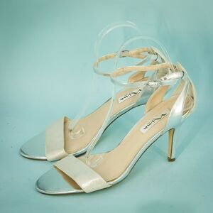 Nina New York Size 9 Silver Metallic Open Toe Ankle Strap Heels Sandals